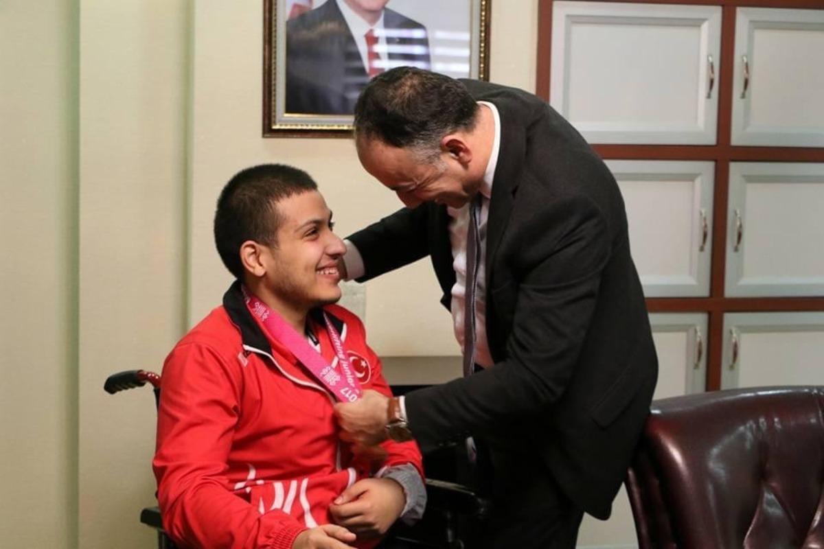 Başkan Saygılı, &ldquo;Her zaman engelli kardeşlerimizin yanındayız&rdquo;