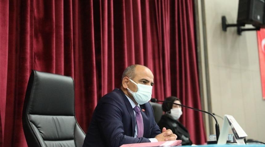 K&ouml;rfez&rsquo;de spor salonu ve gen&ccedil;lik merkezi i&ccedil;in imzalar atıldı