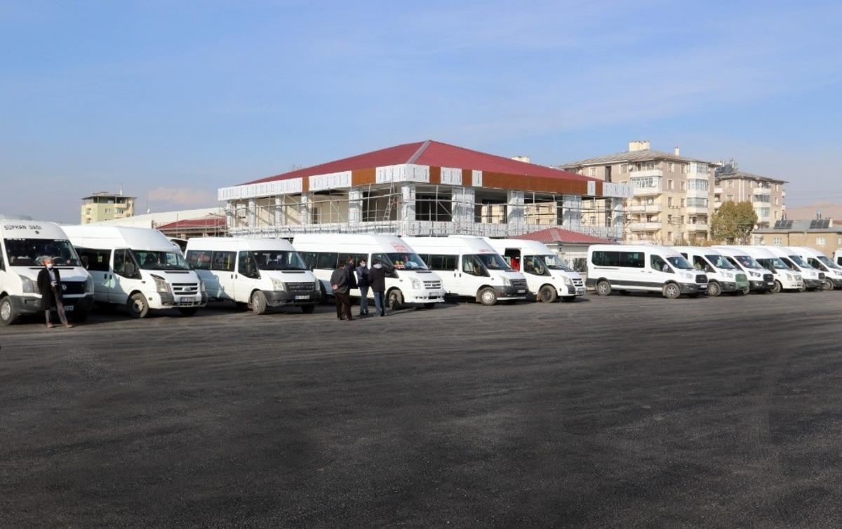 İl&ccedil;e otogarı a&ccedil;ılışa hazırlanıyor