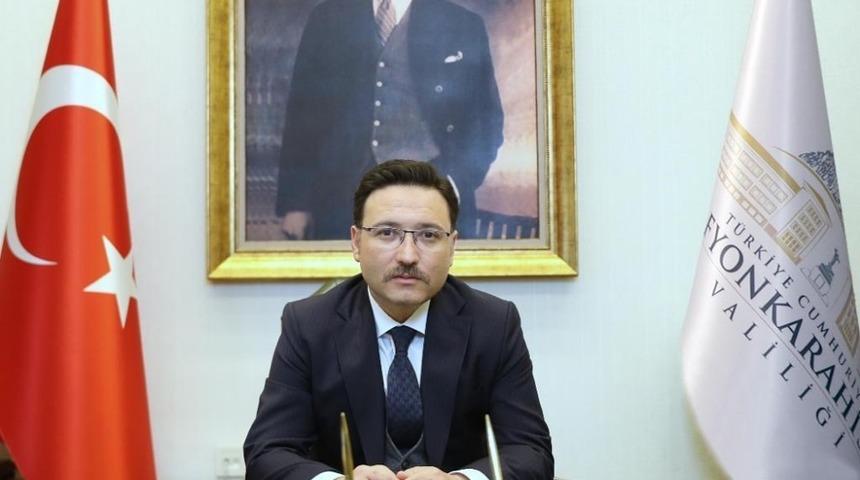 Vali &Ccedil;i&ccedil;ek: &ldquo;Engel elde ve kolda değil aslında kalplerde ve vicdanlardadır&rdquo;