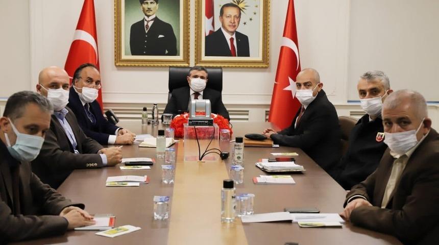 D&uuml;zce&rsquo;de hava kirliliğinin nedenleri ve &ccedil;&ouml;z&uuml;mleri masaya yatırıldı