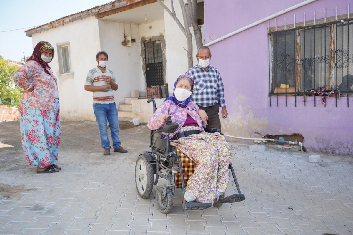 Ayvalık Belediyesi engellileri unutmuyor