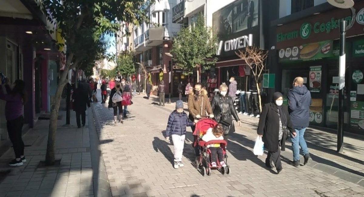 Kırklareliler maske takma kuralına uyuyor