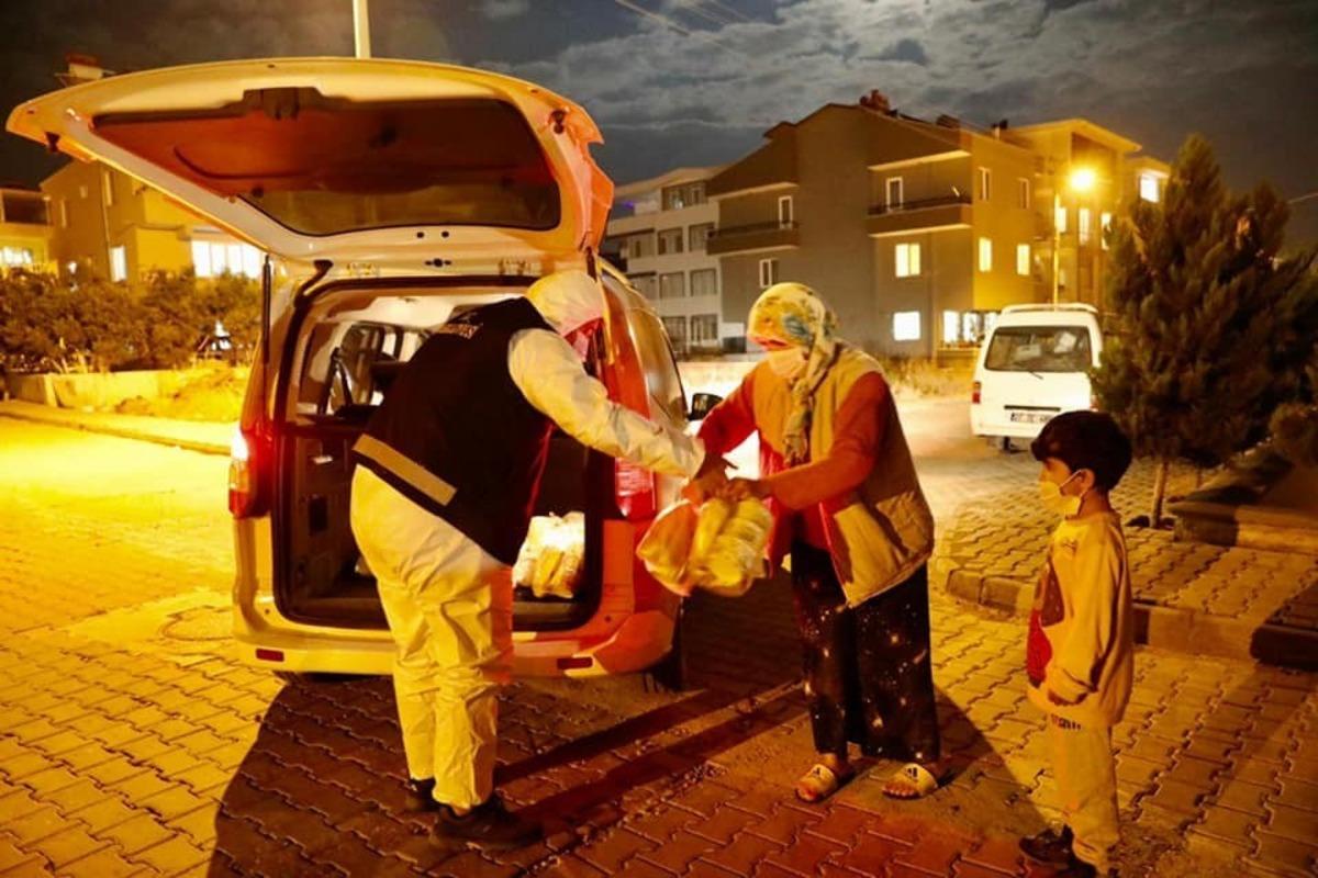 Didim Belediyesi vatandaşları yalnız bırakmıyor