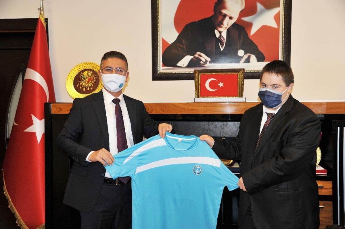 BA&Uuml;N&rsquo;de, D&uuml;nya Engelliler G&uuml;n&uuml;nde Anlamlı Etkinlik