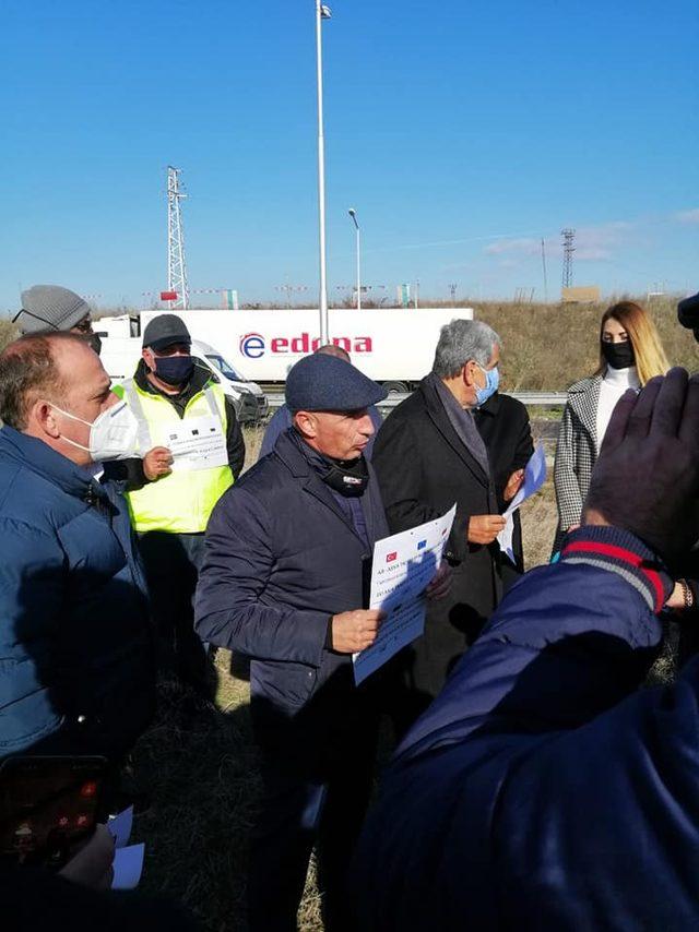 Bulgaristan’da nakliyecilerden uzun süren işlemlere karşı protesto