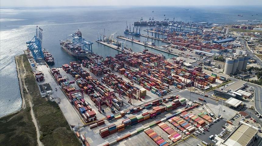 'Türkiye ihracatını artıran 4 ülkeden biri'
