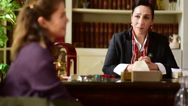 Kırmızı Oda dizisine sürpriz transferler! Burcu Biricik ve Sevinç Erbulak Kırmızı Oda'da hangi rollerde oynayacak?