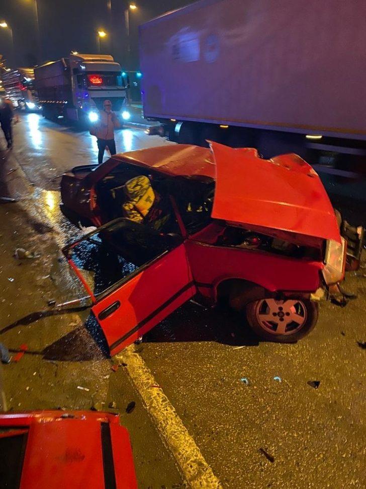 TIR’a arkadan çarparak takla atan araç hurdaya döndü G2