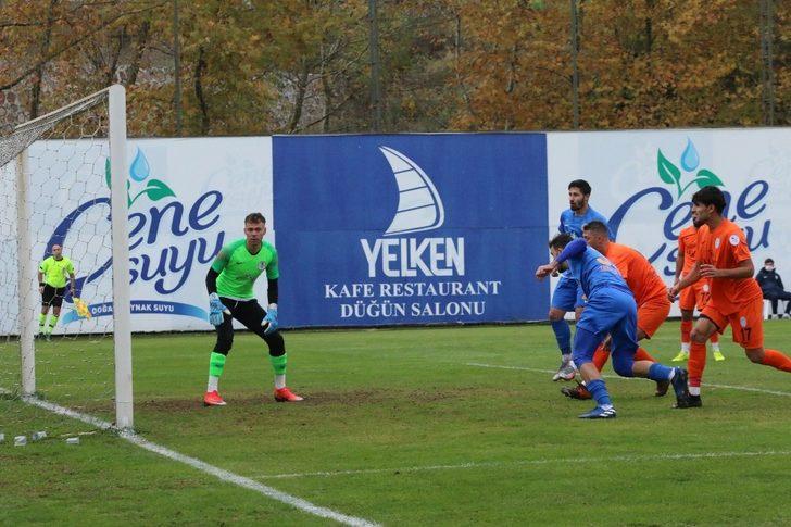 Takım arkadaşları korona virüse yakalanınca kaleye geçen stoper Erdin: G1