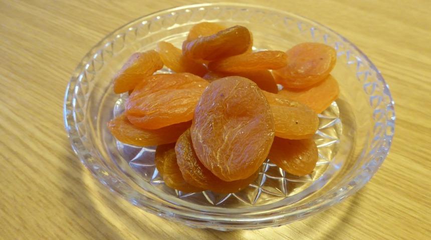 Kuru kayısının faydaları neler? Kuru kayısı ka&ccedil; kalori?