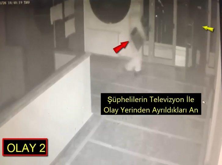 Camiden avize çalan hırsızlar yakalandı G3