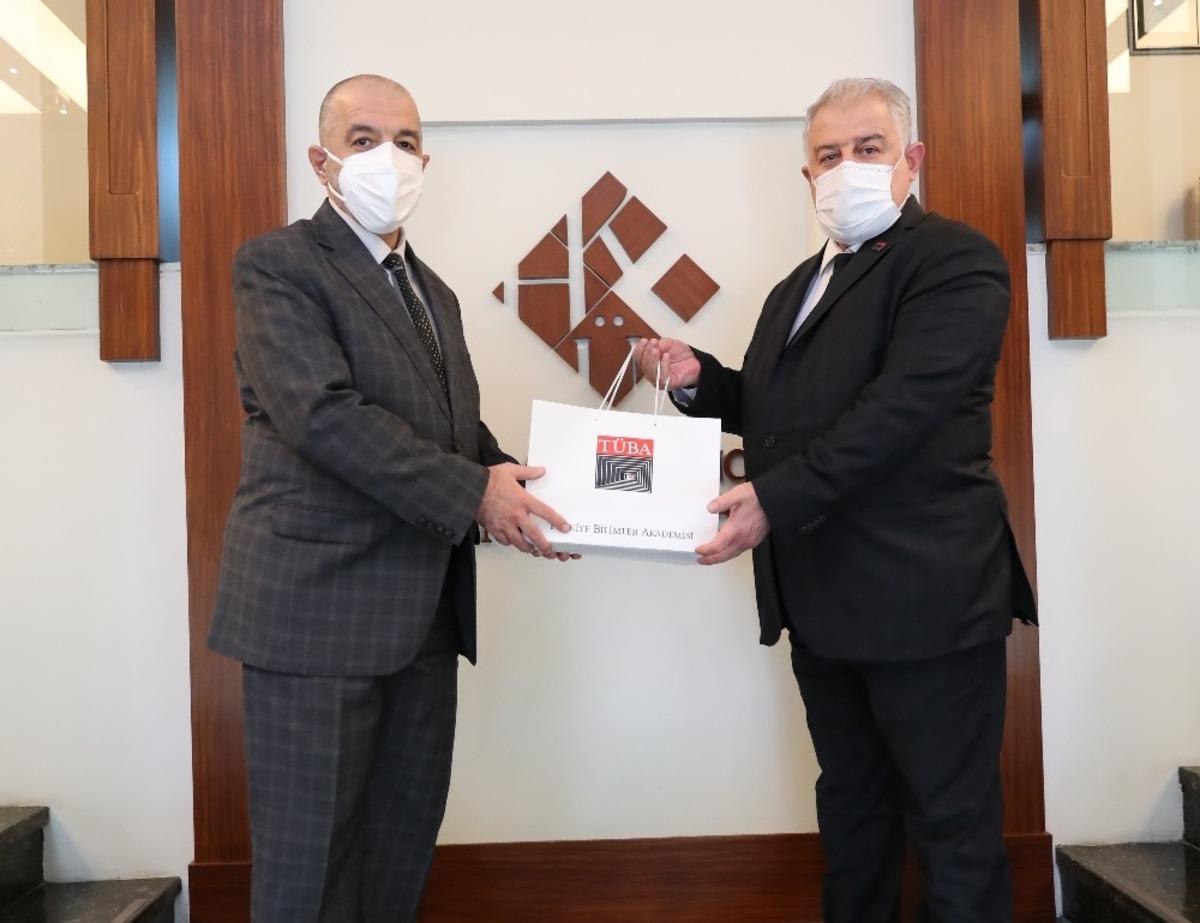 T&Uuml;BA Başkanı Prof. Dr. Muzaffer Şener&rsquo;den HK&Uuml;&rsquo;ye &ouml;nemli ziyaret