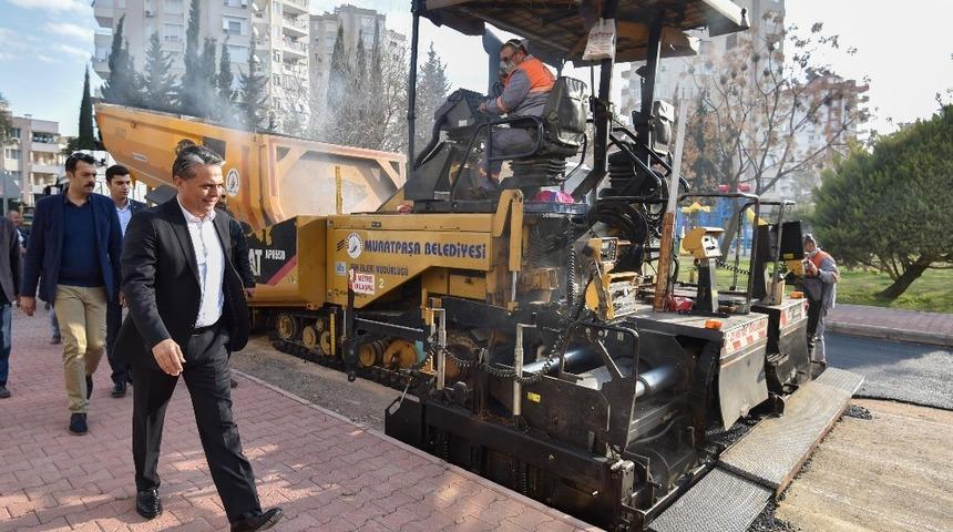 Muratpaşa, 4 yıl i&ccedil;inde 695 bin 640 ton sıcak asfalt &uuml;retti