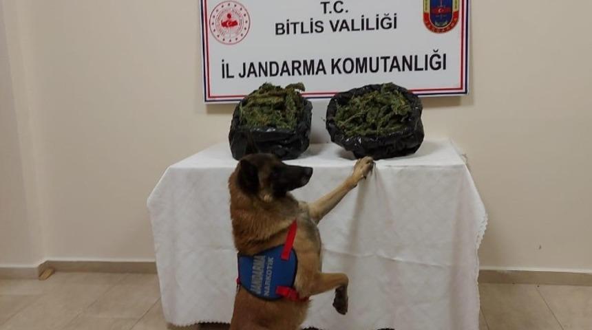 Mutki ve G&uuml;roymak&rsquo;ta uyuşturucu operasyonu