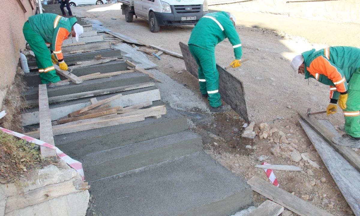 &Ccedil;ankaya&rsquo;nın merdivenli yolları artıyor