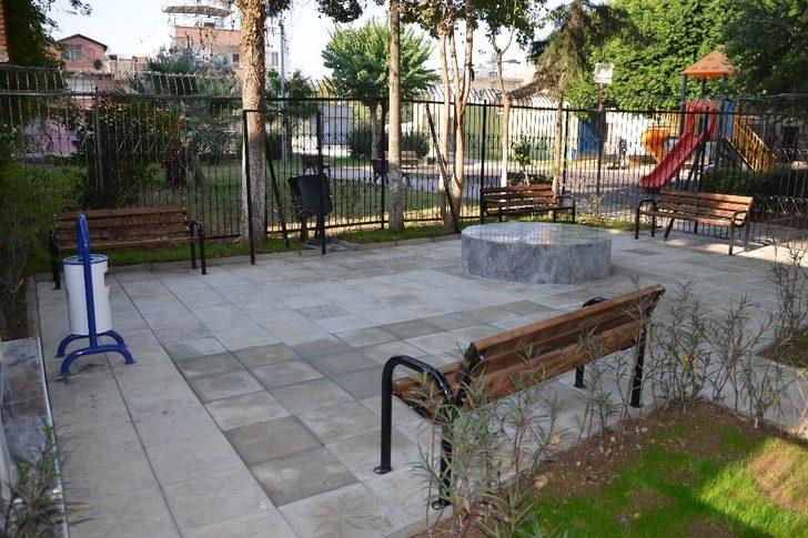 Akdeniz ilçesindeki türbeler yenileniyor G3