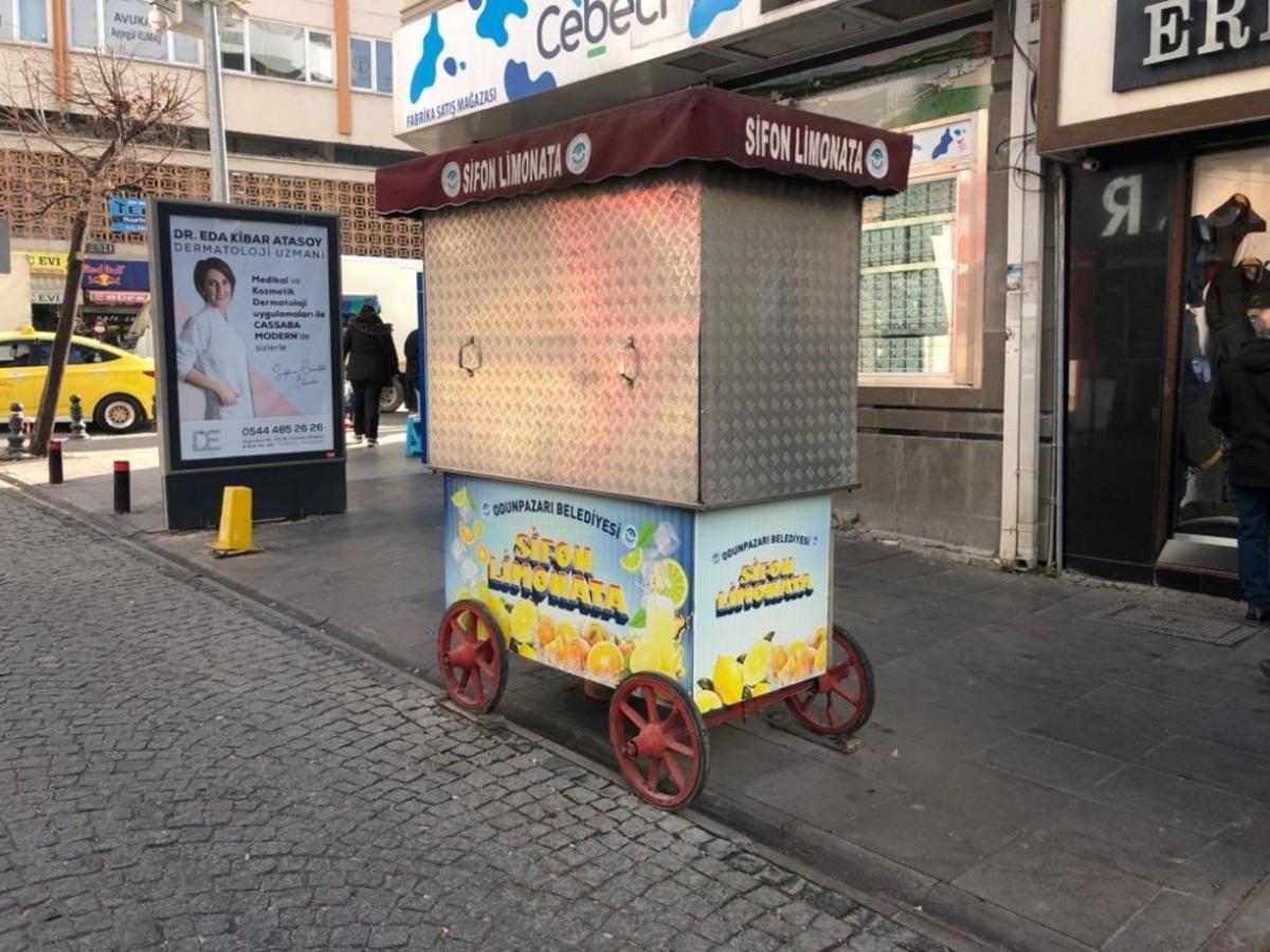 Seyyar esnafın zor g&uuml;nleri