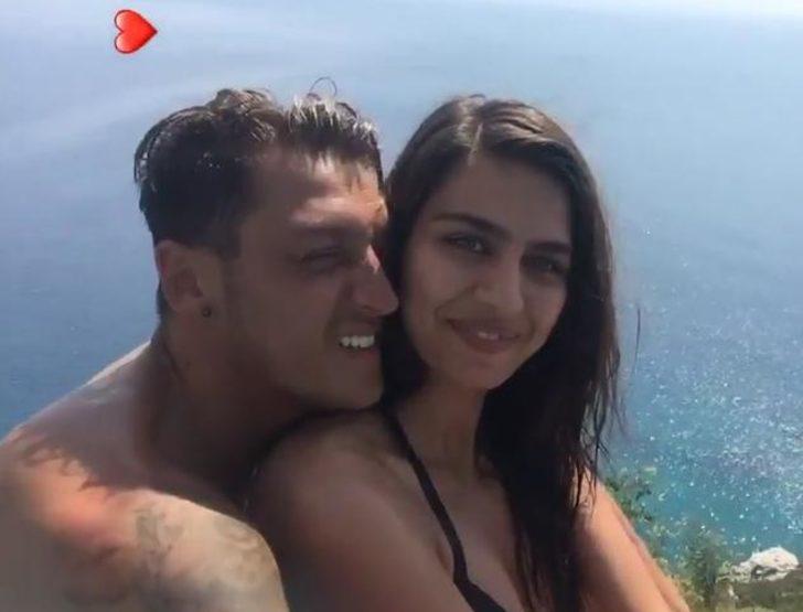 Futbolun yıldızları tatilde G4