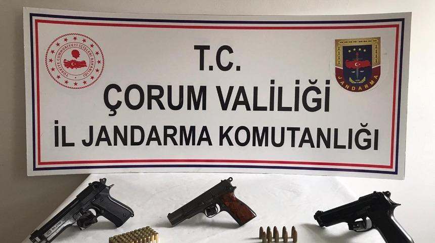 Jandarma&rsquo;dan silah operasyonu