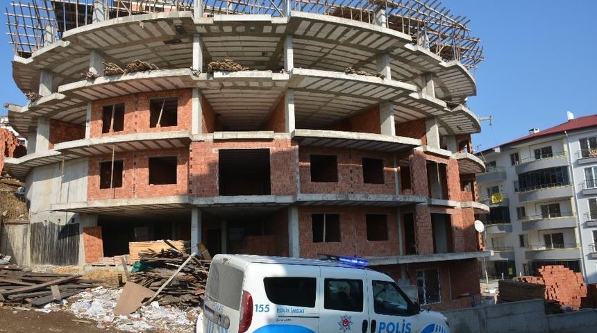 Sinop&rsquo;ta iskeleden d&uuml;şen kalıp ustası yaralandı