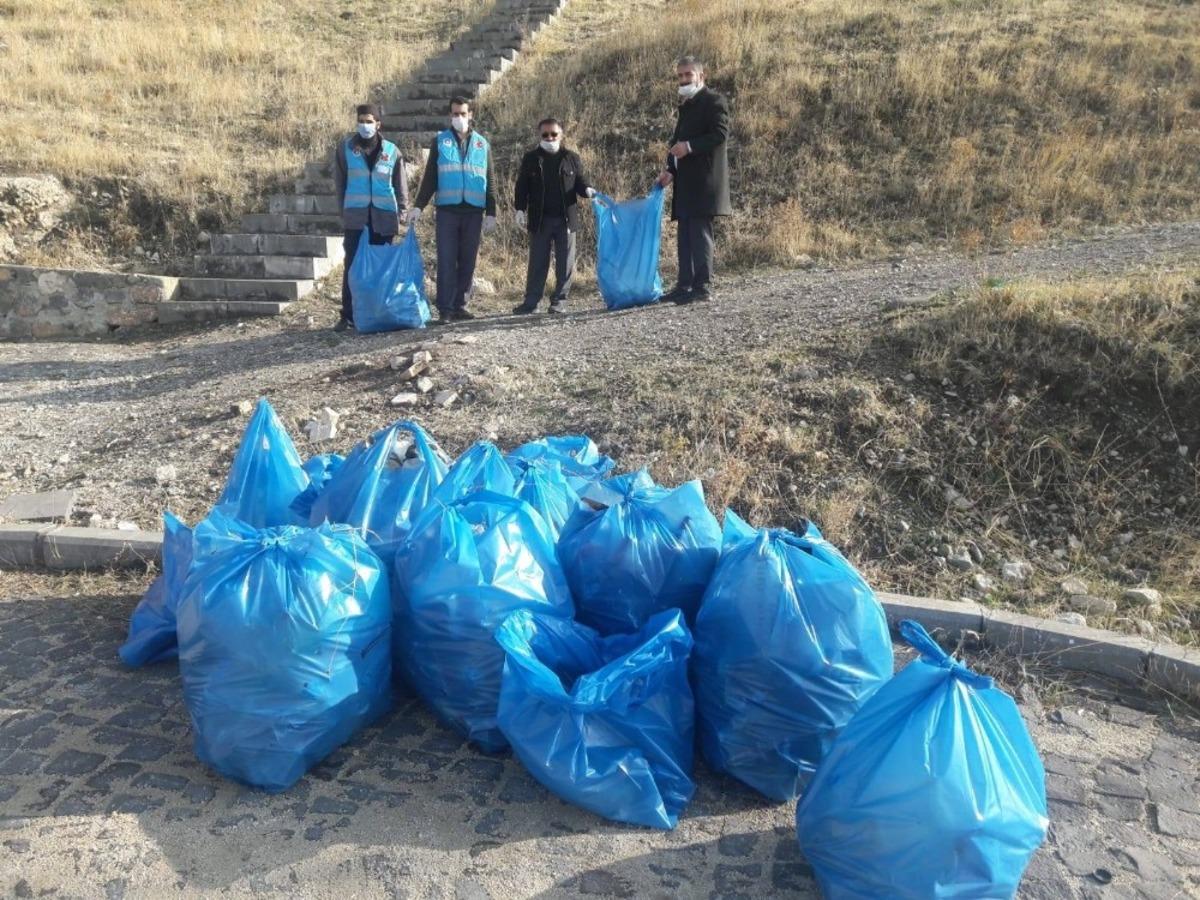 Elazığ&rsquo;ın Palu il&ccedil;esinde &ccedil;evre temizliği