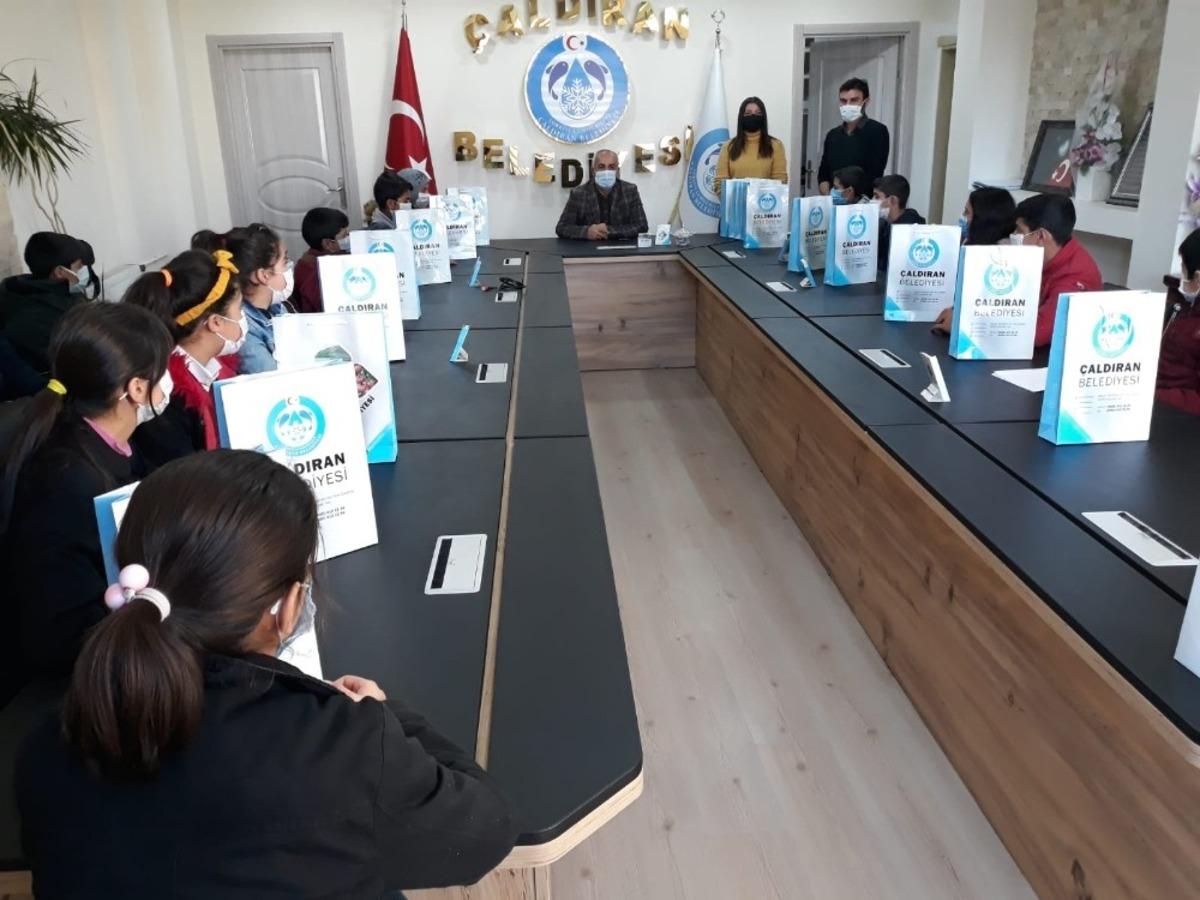&Ccedil;aldıran Belediyesinden eğitime tam destek