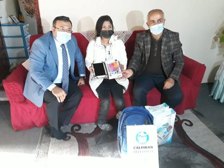 Kaymakam Dinç ve Başkan Ensari’den engellilere ziyaret G3