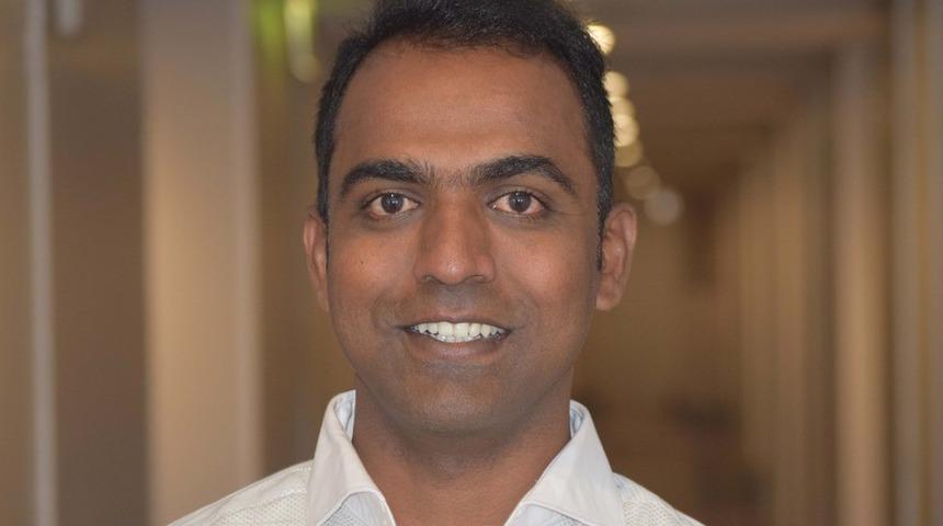 'Dünyanın en iyi öğretmeni', kazandığı 1 milyon doların yarısını diğer öğretmenlerle paylaştı