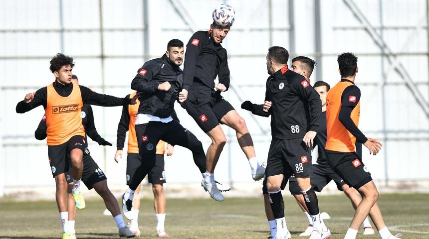 İttifak Holding Konyaspor'da sakatlık şoku
