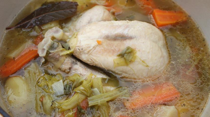 İbn-i Sina'nın tedavi yöntemiydi: Şifalı tavuk suyu çorba tarifi