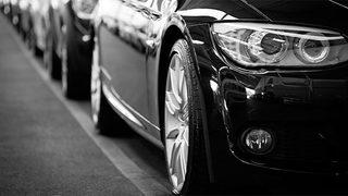 Japonya benzinli araçların satışını yasaklıyor