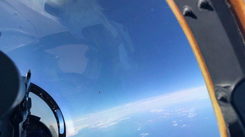 Savaş pilotunun çektiği UFO fotoğrafı basına sızdı