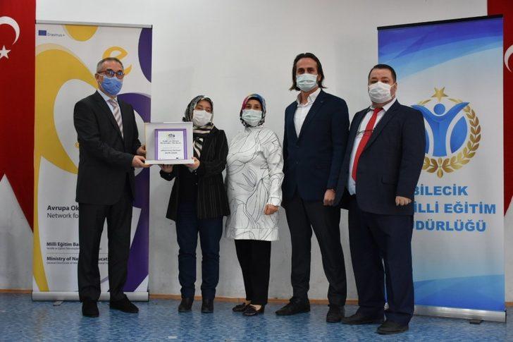 15 okul, 19 öğretmen Ulusal ve Avrupa Kalite Etiketi Sertifikasıyla ödüllendirildi G1