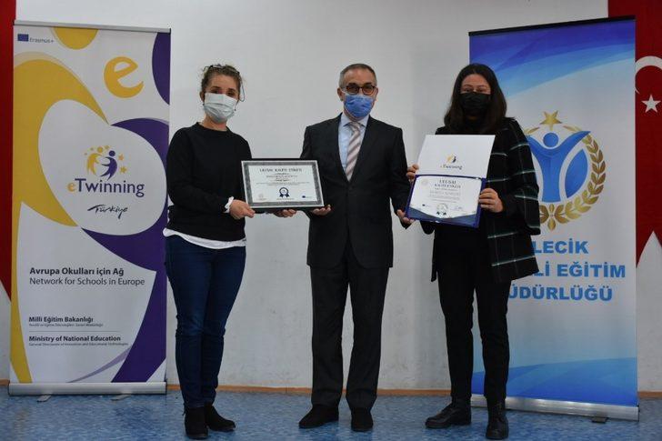 15 okul, 19 öğretmen Ulusal ve Avrupa Kalite Etiketi Sertifikasıyla ödüllendirildi G2