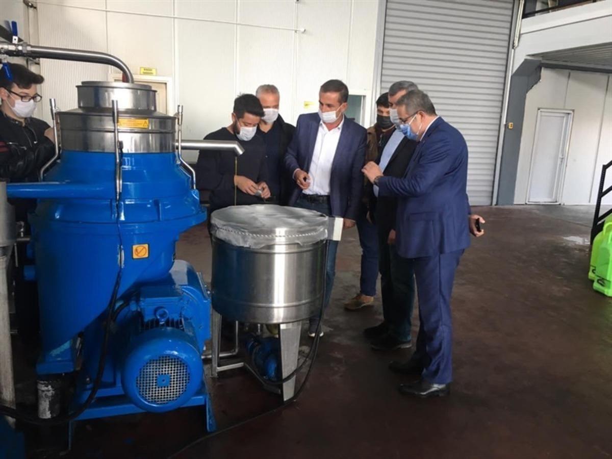 Kaymakam Sağlam, zeytinin yağa d&ouml;n&uuml;şmesini yerinde g&ouml;rd&uuml;