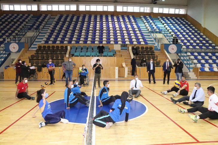 Vali Işık, engelli sporcuları yalnız bırakmadı G3