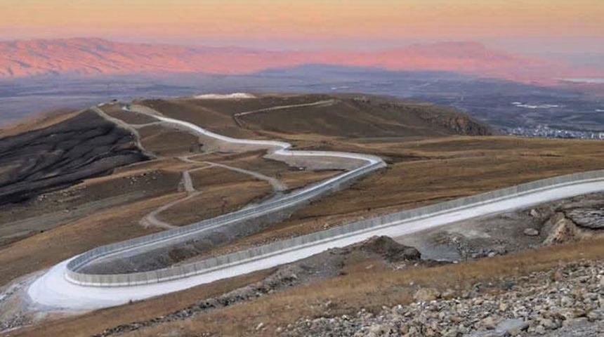 Bakan Soylu duyurdu! G&uuml;venlik duvarı bug&uuml;n tamamlandı