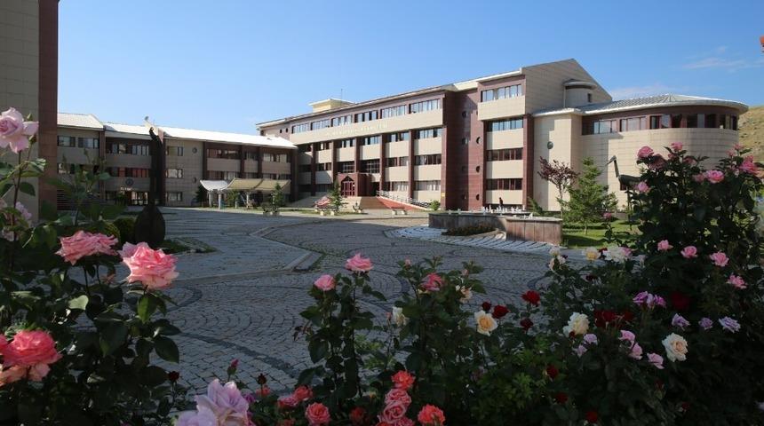 Bayburt &Uuml;niversitesi &ouml;ğretim elemanı alıyor