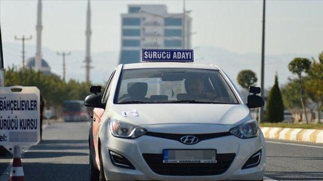 Ehliyet sınavları son durum 2021... Ehliyet sınavları ertelendi mi, iptal mi? Ehliyet sınavları ne zaman yapılacak, tarihleri belli oldu mu?