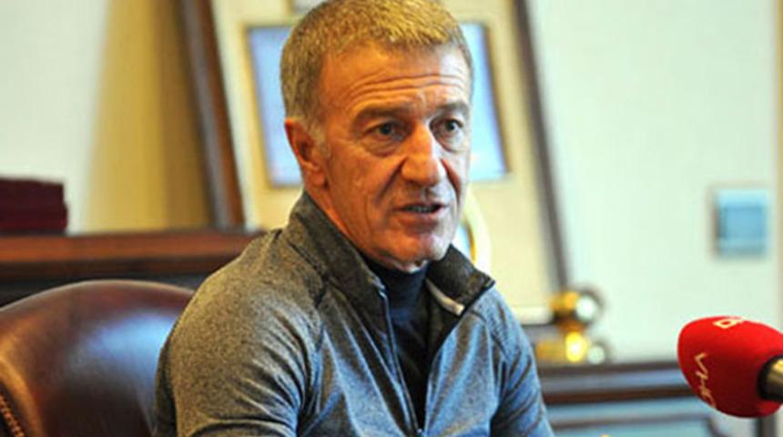 Ahmet Ağaoğlu: Camia hocaya sahiplendi