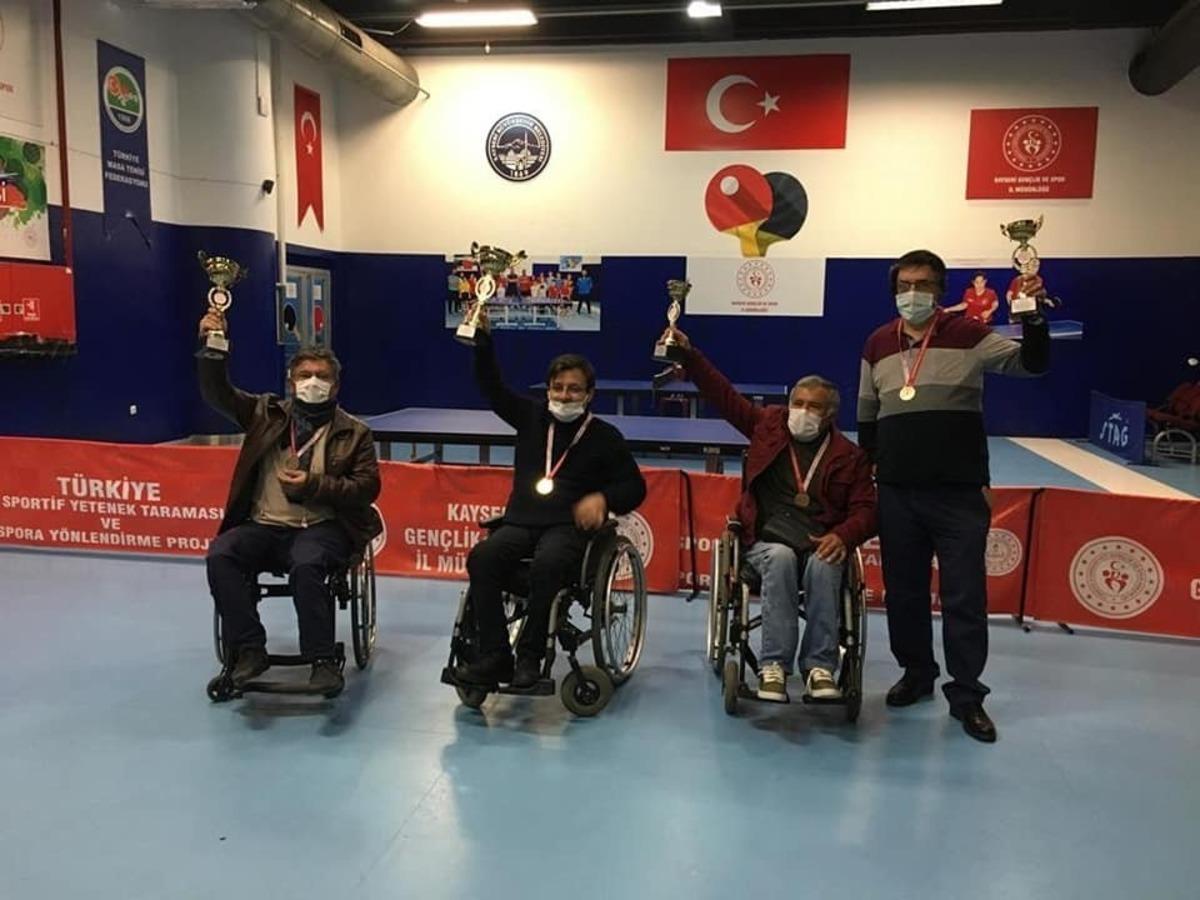 Masa Tenisi Hakemi Yıldız anısına Masa Tenisi Turnuvası d&uuml;zenlendi