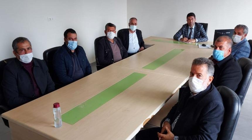 SYDV M&uuml;d&uuml;r&uuml; Kuştepe muhtarlarla bir araya geldi
