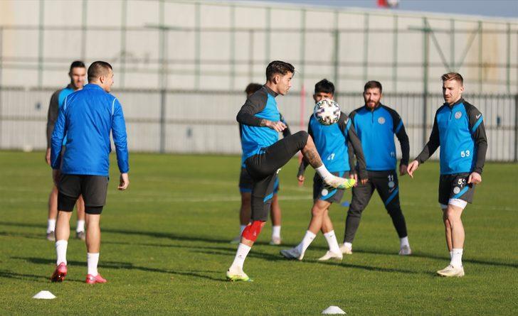 Çaykur Rizespor Teknik Direktörü Tomas: "Fatih Karagümrük maçında toparlanıp eski tempomuzu yakalamalıyız" G1