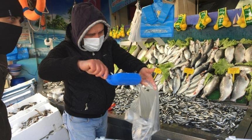 Tokat&rsquo;ta hamsi fiyatları cep yakıyor