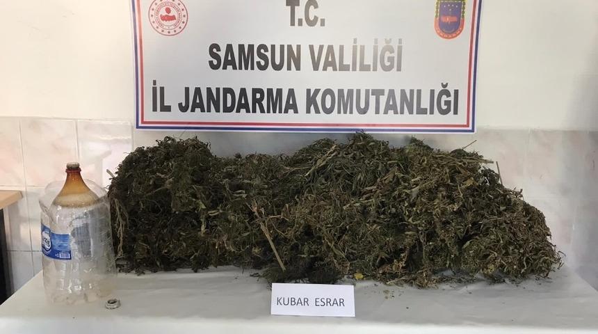 Jandarmadan uyuşturucu tacirlerine geçit yok