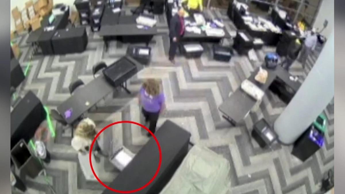 Trump&rsquo;ın avukatı se&ccedil;imlerde hile olduğuna dair video yayınladı