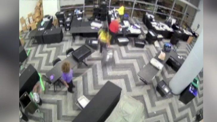 Trump’ın avukatı seçimlerde hile olduğuna dair video yayınladı G3