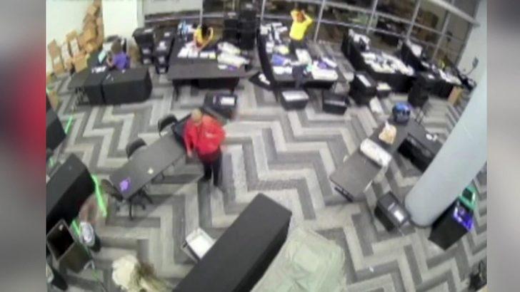 Trump’ın avukatı seçimlerde hile olduğuna dair video yayınladı G4