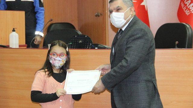 Karaman’da robotik kodlama kursunu bitiren öğrencilere sertifika